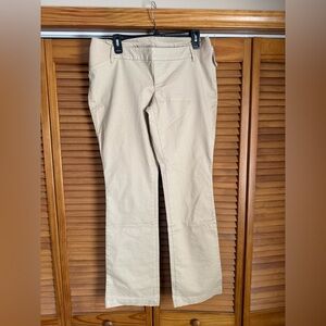 Old Navy Women’s Maternity Khaki Pants Size 10 NWT